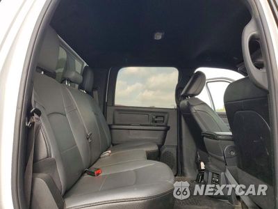 Zdjęcie 10 z 12 samochodu: 2022 RAM 2500 TRADESMAN VIN:3C6UR5CJ5NG202125 - miniatura
