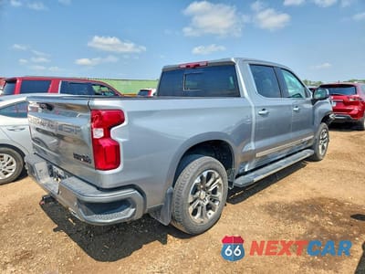 Trzecie zdjęcie samochodu z tyłu: 2023 CHEVROLET SILVERADO K1500 HIGH COUNTRY VIN:1GCUDJE87PZ269578 - miniatura