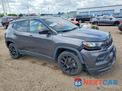 Czwarte zdjęcie samochodu z boku: 2022 JEEP COMPASS LATITUDE VIN:3C4NJCBB6NT198273 - miniatura