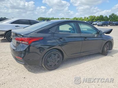 Trzecie zdjęcie samochodu z tyłu: 2021 HYUNDAI ACCENT SE VIN:3KPC24A65ME150698 - miniatura
