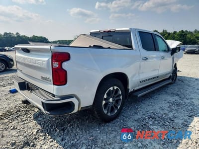 Trzecie zdjęcie samochodu z tyłu: 2024 CHEVROLET SILVERADO K1500 HIGH COUNTRY VIN:1GCUDJED7RZ282413 - miniatura