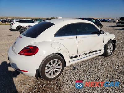 Trzecie zdjęcie samochodu z tyłu: 2014 VOLKSWAGEN BEETLE VIN:3VWJL7AT6EM615201 - miniatura