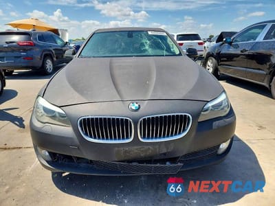 Piąte zdjęcie samochodu w środku: 2011 BMW 528 I VIN:WBAFR1C53BC741352 - miniatura