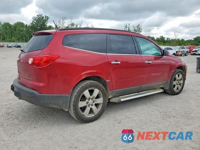 Trzecie zdjęcie samochodu z tyłu: 2012 CHEVROLET TRAVERSE LT VIN:1GNKVGED0CJ208187 - miniatura