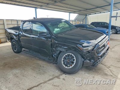 Czwarte zdjęcie samochodu z boku: 2024 TOYOTA TACOMA SR VIN:3TYKD5HN8RT015919 - miniatura