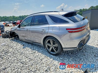 Drugie zdjęcie samochodu z przodu: 2022 GENESIS GV70 2.5T STANDARD VIN:KMUMADTB5NU045175 - miniatura