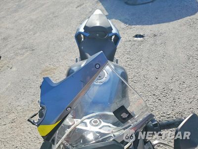 Piąte zdjęcie samochodu w środku: 2023 HONDA CBR500 RA VIN:MLHPC6255P5400034 - miniatura