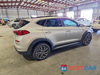 Trzecie zdjęcie samochodu z tyłu: 2020 HYUNDAI TUCSON ULTIMATE VIN:KM8J3CAL0LU211343 - miniatura