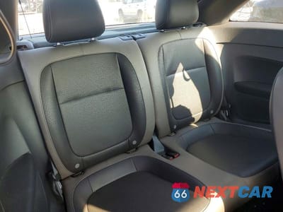 Zdjęcie 10 z 12 samochodu: 2015 VOLKSWAGEN BEETLE 1.8T VIN:3VWF17AT3FM636973 - miniatura