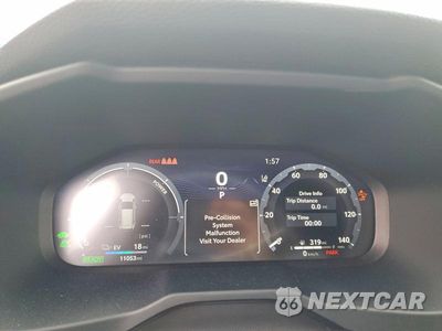 Zdjęcie 9 z 12 samochodu: 2025 TOYOTA RAV4 XSE VIN:JTMFB3FV4SD249566 - miniatura