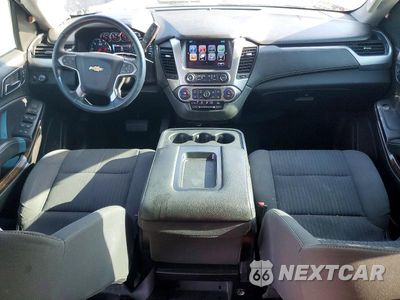 Zdjęcie 8 z 13 samochodu: 2018 CHEVROLET SUBURBAN C1500 LS VIN:1GNSCGEC3JR144335 - miniatura