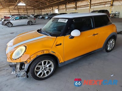 2015 MINI COOPER WMWXM5C52FT937895 - główne zdjęcie licytacji z USA - miniatura