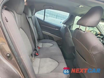 Zdjęcie 10 z 13 samochodu: 2021 TOYOTA CAMRY LE VIN:4T1C11AK8MU473929 - miniatura