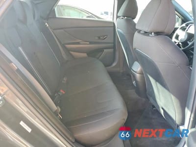 Zdjęcie 10 z 12 samochodu: 2026 HYUNDAI ELANTRA SEL SPORT VIN:KMHLM4DG6TU218078 - miniatura