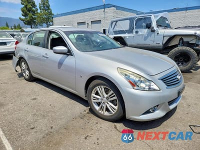 Czwarte zdjęcie samochodu z boku: 2015 INFINITI Q40 BASE VIN:JN1CV6AP4FM500390 - miniatura