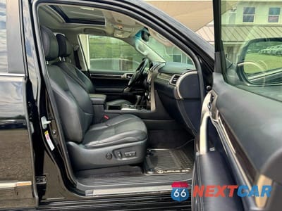 Piąte zdjęcie samochodu w środku: 2014 LEXUS GX 460 VIN:JTJBM7FX1E5069216 - miniatura