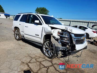 Czwarte zdjęcie samochodu z boku: 2015 CHEVROLET TAHOE C1500 LT VIN:1GNSCBKC1FR704822 - miniatura