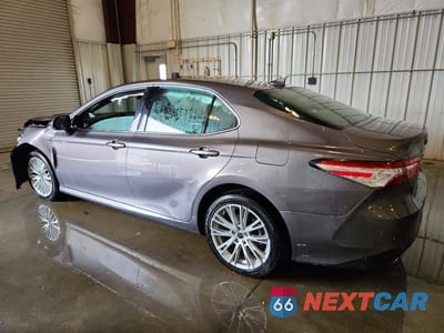 Drugie zdjęcie samochodu z przodu: 2019 TOYOTA CAMRY HYBRID XLE VIN:4T1B21HK1KU513862 - miniatura