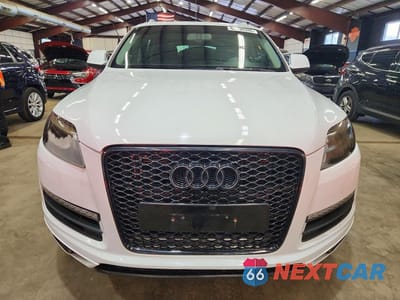 Piąte zdjęcie samochodu w środku: 2014 AUDI Q7 PREMIUM PLUS VIN:WA1LGAFE8ED019424 - miniatura