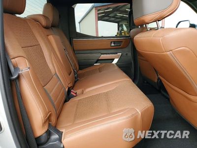 Zdjęcie 10 z 13 samochodu: 2023 TOYOTA TUNDRA 1794 EDITION VIN:5TFMA5DBXPX100437 - miniatura