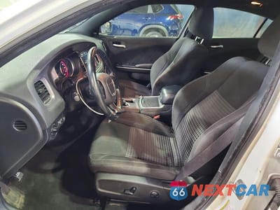Zdjęcie 7 z 12 samochodu: 2023 DODGE CHARGER SXT VIN:2C3CDXBGXPH528823 - miniatura