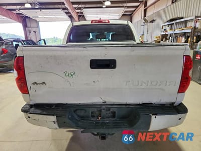 Zdjęcie 6 z 12 samochodu: 2021 TOYOTA TUNDRA SR5 VIN:5TFDY5F14MX959079 - miniatura