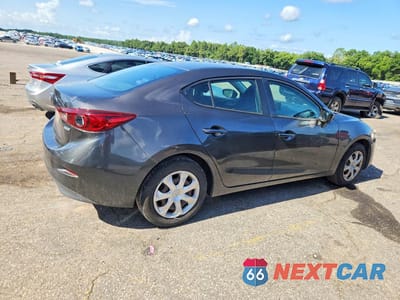 Trzecie zdjęcie samochodu z tyłu: 2017 MAZDA 3 SPORT VIN:3MZBN1U78HM107634 - miniatura