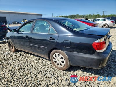 Drugie zdjęcie samochodu z przodu: 2005 TOYOTA CAMRY LE VIN:4T1BE32K05U594255 - miniatura