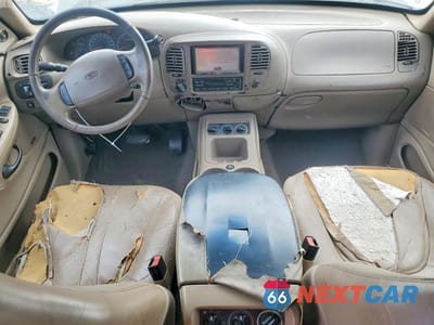 Zdjęcie 8 z 13 samochodu: 2001 FORD EXPEDITION EDDIE BAUER VIN:1FMFU18L61LA87823 - miniatura