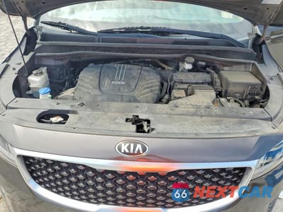 Zdjęcie 12 z 13 samochodu: 2017 KIA SEDONA SX VIN:KNDMC5C16H6326470 - miniatura