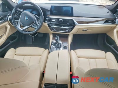 Zdjęcie 8 z 12 samochodu: 2020 BMW 530 XI VIN:WBAJR7C04LCE17820 - miniatura