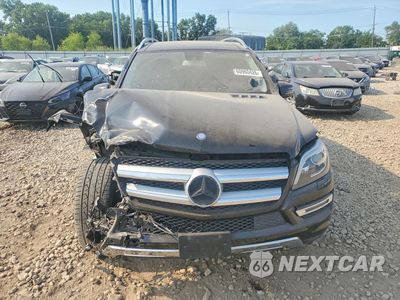 Piąte zdjęcie samochodu w środku: 2015 MERCEDES-BENZ GL 450 4MATIC VIN:4JGDF6EE8FA496963 - miniatura