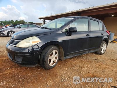 2007 NISSAN VERSA 1.8 S 3N1BC13EX7L451840 - główne zdjęcie licytacji z USA - miniatura
