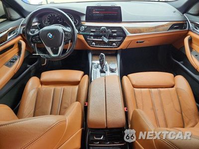 Zdjęcie 8 z 13 samochodu: 2018 BMW 530XE VIN:WBAJB1C52JB084191 - miniatura