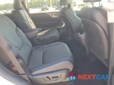 Zdjęcie 11 z 13 samochodu: 2025 INFINITI QX80 LUXE VIN:JN8AZ3BA8S9000784 - miniatura