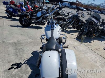 Zdjęcie 6 z 9 samochodu: 2021 HARLEY-DAVIDSON FLSB VIN:1HD1YMJ29MB030191 - miniatura