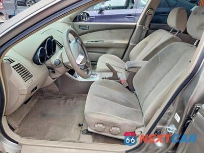 Zdjęcie 7 z 12 samochodu: 2005 NISSAN ALTIMA VIN:1N4AL11D85N447159 - miniatura