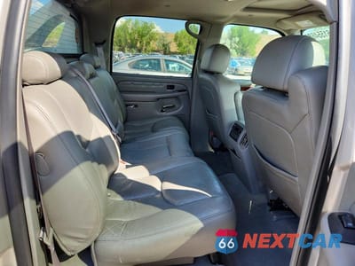 Zdjęcie 11 z 13 samochodu: 2005 CADILLAC ESCALADE EXT VIN:3GYEK62N15G206470 - miniatura