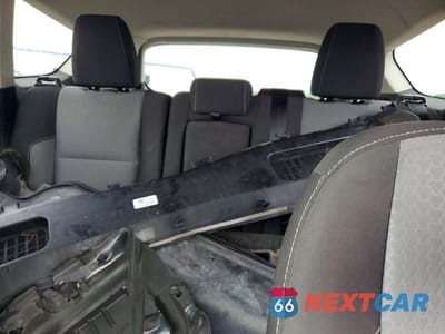 Zdjęcie 10 z 13 samochodu: 2018 FORD ESCAPE SE VIN:1FMCU9GD2JUC84395 - miniatura