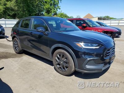 Czwarte zdjęcie samochodu z boku: 2023 HONDA HR-V SPORT VIN:3CZRZ2H56PM738430 - miniatura