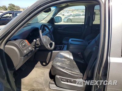 Zdjęcie 7 z 13 samochodu: 2007 CHEVROLET TAHOE K1500 VIN:1GNFK130X7J319830 - miniatura