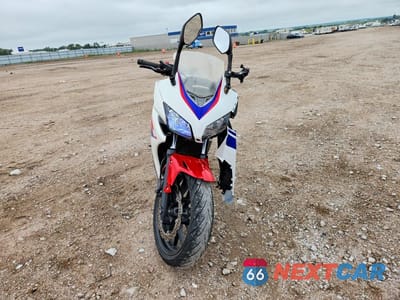 Drugie zdjęcie samochodu z przodu: 2014 HONDA CBR500 R VIN:MLHPC4463E5102296 - miniatura