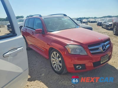 Czwarte zdjęcie samochodu z boku: 2010 MERCEDES-BENZ GLK 350 4MATIC VIN:WDCGG8HB8AF437753 - miniatura