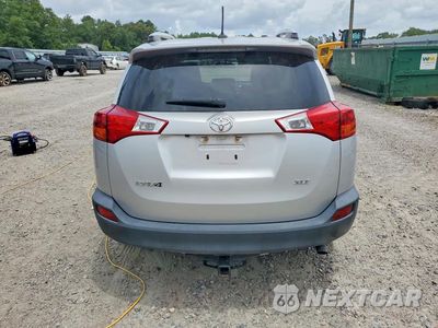 Zdjęcie 6 z 13 samochodu: 2015 TOYOTA RAV4 XLE VIN:2T3WFREV1FW229910 - miniatura