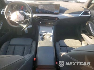 Zdjęcie 8 z 12 samochodu: 2026 BMW 330XI VIN:3MW89CW02T8G03394 - miniatura