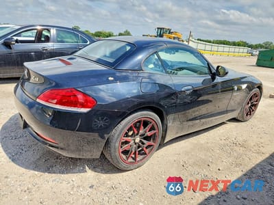 Trzecie zdjęcie samochodu z tyłu: 2011 BMW Z4 SDRIVE30I VIN:WBALM5C51BE379714 - miniatura