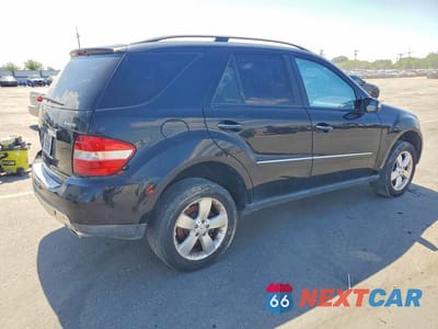 Trzecie zdjęcie samochodu z tyłu: 2007 MERCEDES-BENZ ML 500 VIN:4JGBB75E07A207844 - miniatura