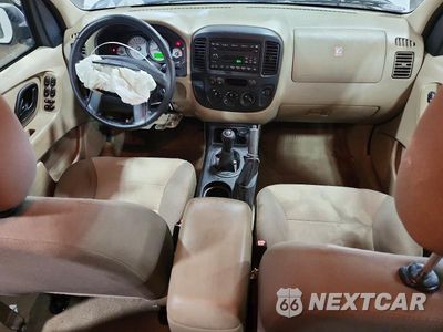 Zdjęcie 8 z 13 samochodu: 2006 FORD ESCAPE XLS VIN:1FMCU92Z56KC15464 - miniatura