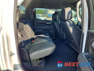 Zdjęcie 11 z 13 samochodu: 2025 GMC SIERRA K1500 SLT VIN:1GTUUDED3SZ263428 - miniatura