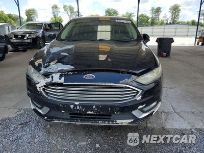 Piąte zdjęcie samochodu w środku: 2018 FORD FUSION S VIN:3FA6P0G71JR200482 - miniatura